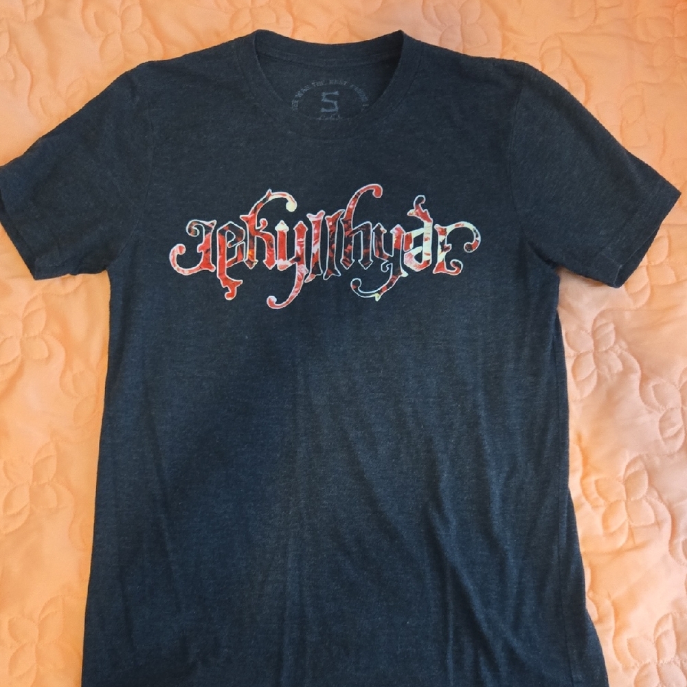 Jekyllhyde Grey T-Shirt Unisex Small Floral